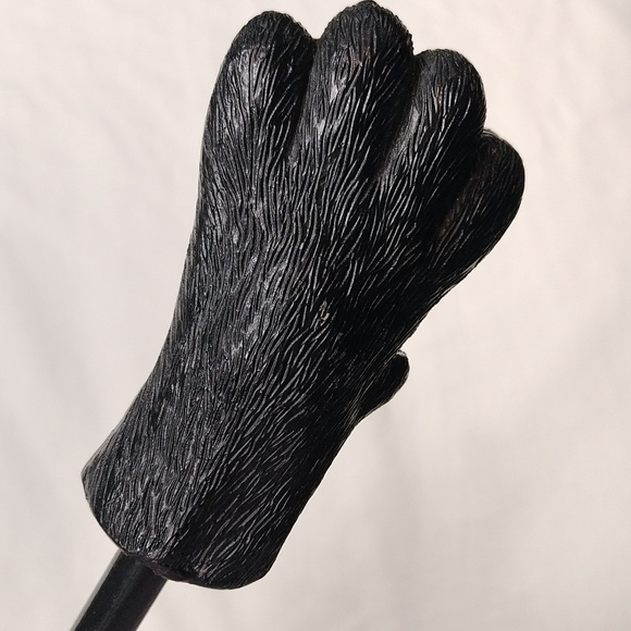 Black Bear Claw Back Scratcher - Picture 11 of 11